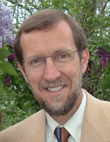 Picture of presented Steve Charnley